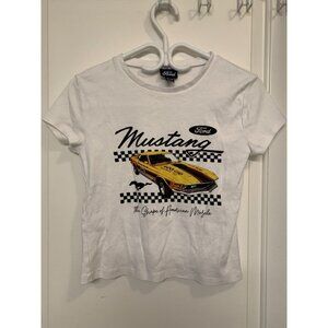 Ford Mustang‎ White Graphic T-shirt Women’s Medium Baby Tee Americana